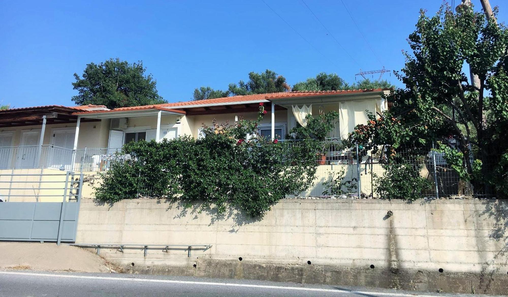 Evilion House Intholo. Sea, Nature, Relaxation! エクステリア 写真